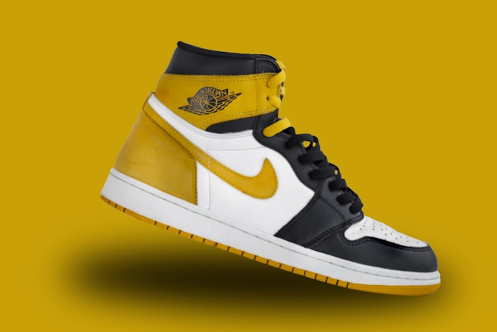 Air Jordan 1 Yellow Toe